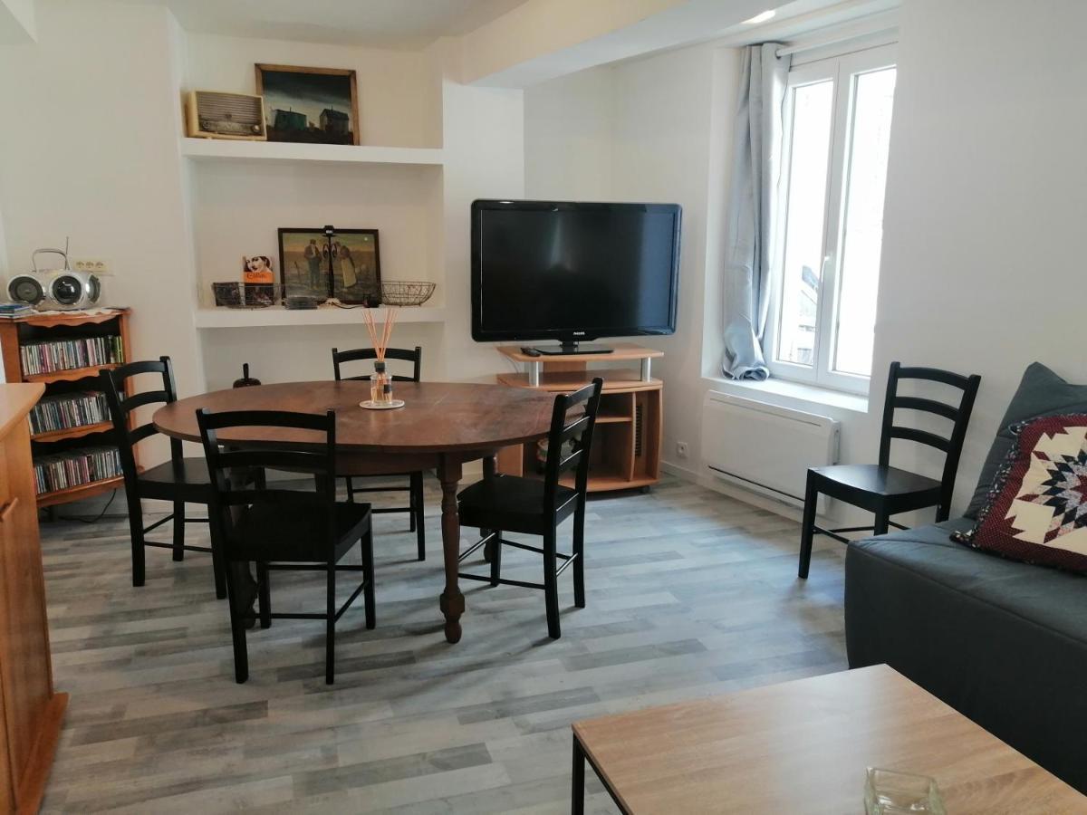 F Entier Apartment *